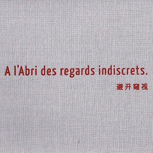 A l'Abri des regards indiscrets