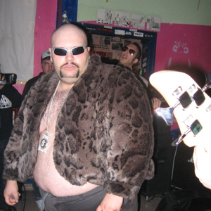 2 Minuta Dreka photo provided by Last.fm