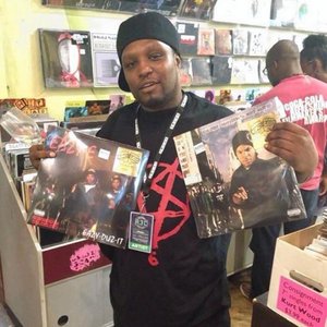 Lord Infamous 的头像