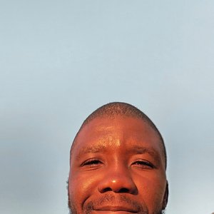 Mugeni Elijah 的头像