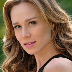 Mariana Ximenes 的头像