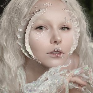 Kerli のアバター