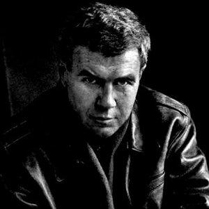 Raymond Carver 的头像