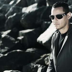 Robert Taylor 的头像