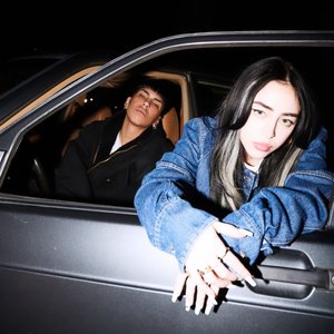 NICKI NICOLE & Milo j 的头像