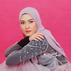 Wany Hasrita 的头像