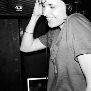 Chloé photo provided by Last.fm