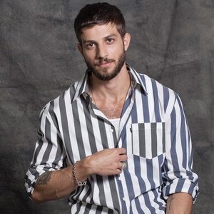 Chay Suede 的头像