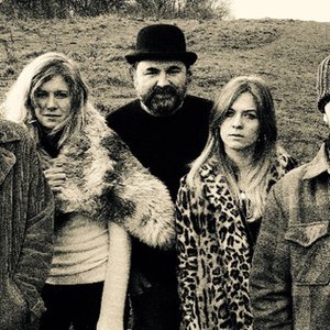 Ethan Johns & the Black Eyed Dogs 的头像