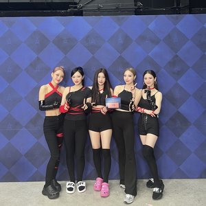 Avatar for 퀸이 나 (브레이브걸스 & 이달의 소녀)
