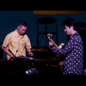 Yoshihiro Arita & Kazumi Totaka 的头像
