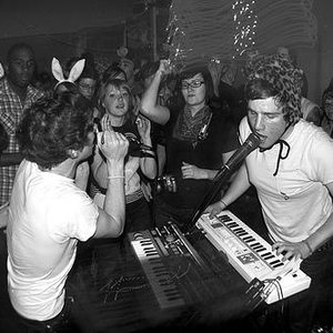 Little Party and the Bad Business 的头像