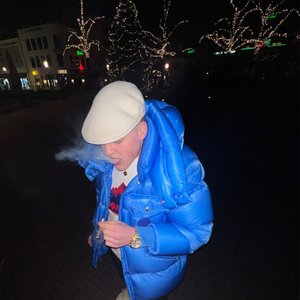 finnwhjite 的头像