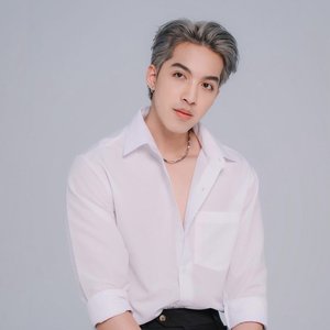 Dew Nitikorn 的头像