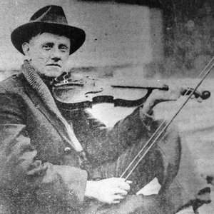 Fiddlin' John Carson & His Virginia Reelers 的头像