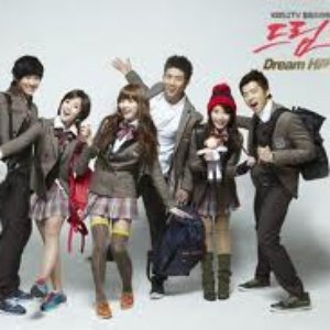 Avatar för (IU), Suzy, Taecyeon, Kim SooHyun