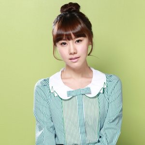 김신아 的头像