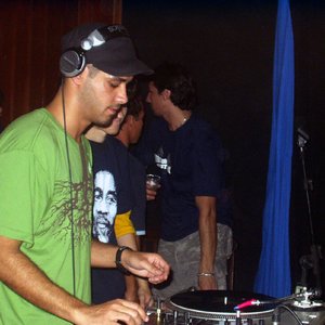 DJ Dubstrong 的头像