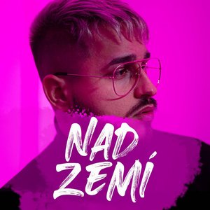 Nad zemí