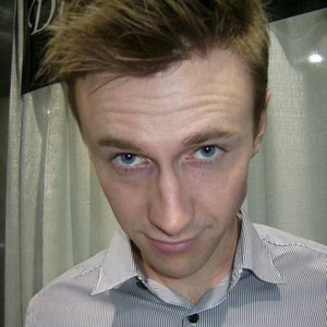 Christopher Fairley 的头像