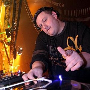 DJ Franky Jones 的头像