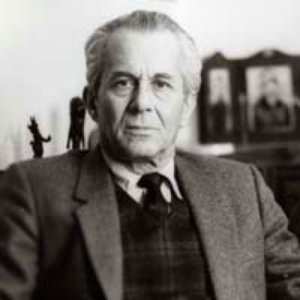 “Karen Khachaturian”的封面