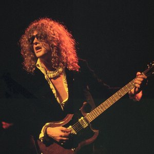 Ian Hunter 的头像