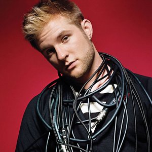 Blake Lewis 的头像