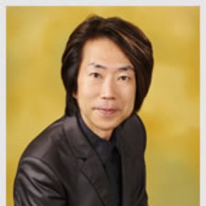 “Toshiyuki Watanabe”的封面