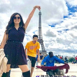 Anirudh Ravichander & Jonita Gandhi 的头像