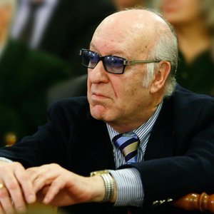 Yuri Falik 的头像