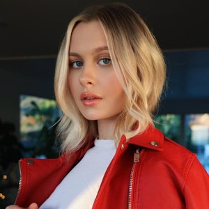 Avatar for Natasha Bure