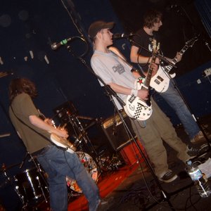 How The Dead Live 的头像