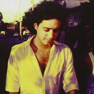 Yotam Silberstein Trio 的头像