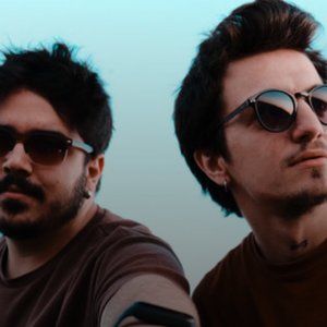 Uzak Mesafe 的头像