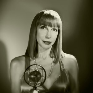Laura Ainsworth 的头像