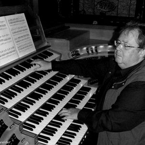 Norbert J. Schneider 的头像
