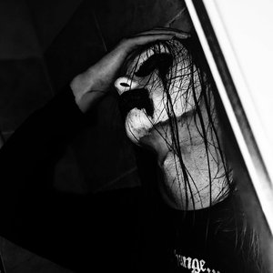 Shallow existence 的头像