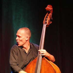 Avatar de Avishai Cohen (B)