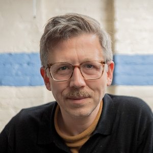 Phil Edwards 的头像