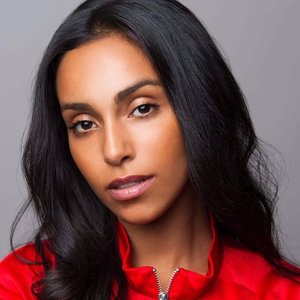 Bild för 'Nora Gharib'