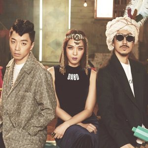 Imagem de 'MFBTY (Yoonmirae, Tiger JK, Bizzy)'