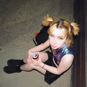 rosa's audio diary 的头像