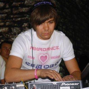 Avatar for DJ Mixon & DJ Sveta