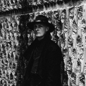 Awatar dla Lawrence English