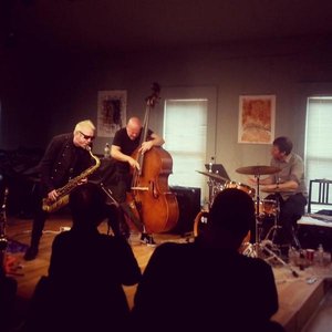Mars Williams, Ingebrigt Håker Flaten & Tim Daisy 的头像