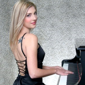 Ève Angeli photo provided by Last.fm