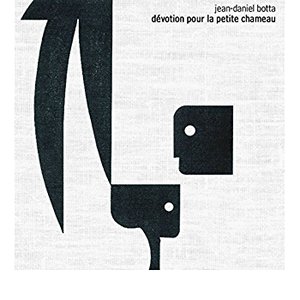 Dévotion pour la petite chameau