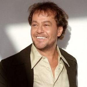 Γιάννης Πάριος photo provided by Last.fm