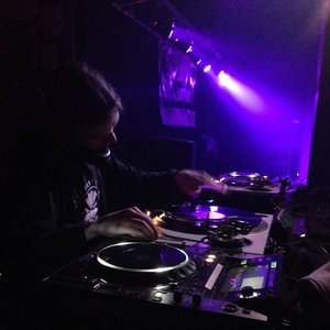 needle gun 的头像